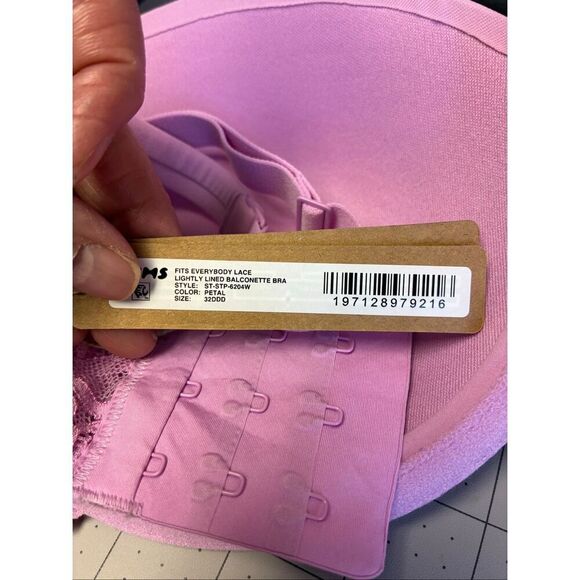 SKIMS NWT Lightly Lined Balconette Bra in Petal Size 32DDD - Picture 10 of 10